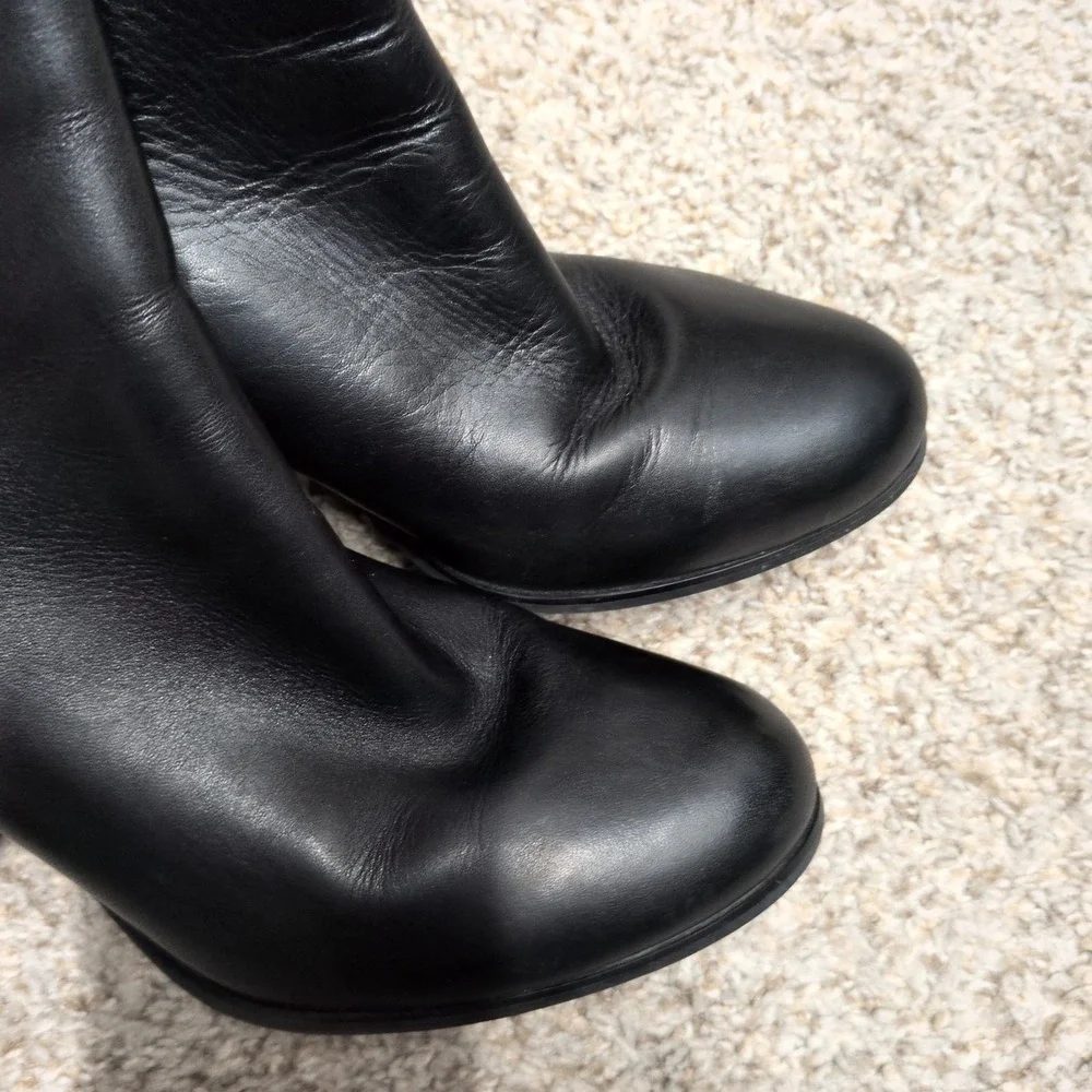 Michael Kors Frenchie Bootie Black Women's Size 9 Gold Side Zip